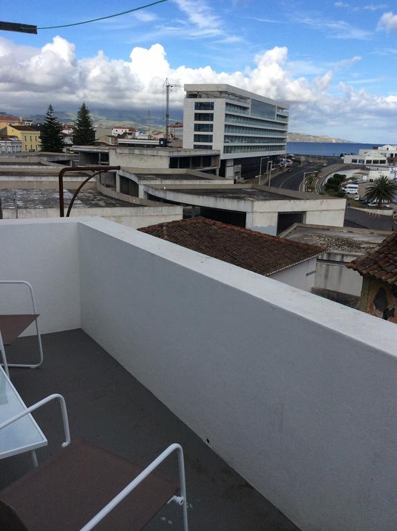 Marina Lounge Hostel Ponta Delgada Rom bilde